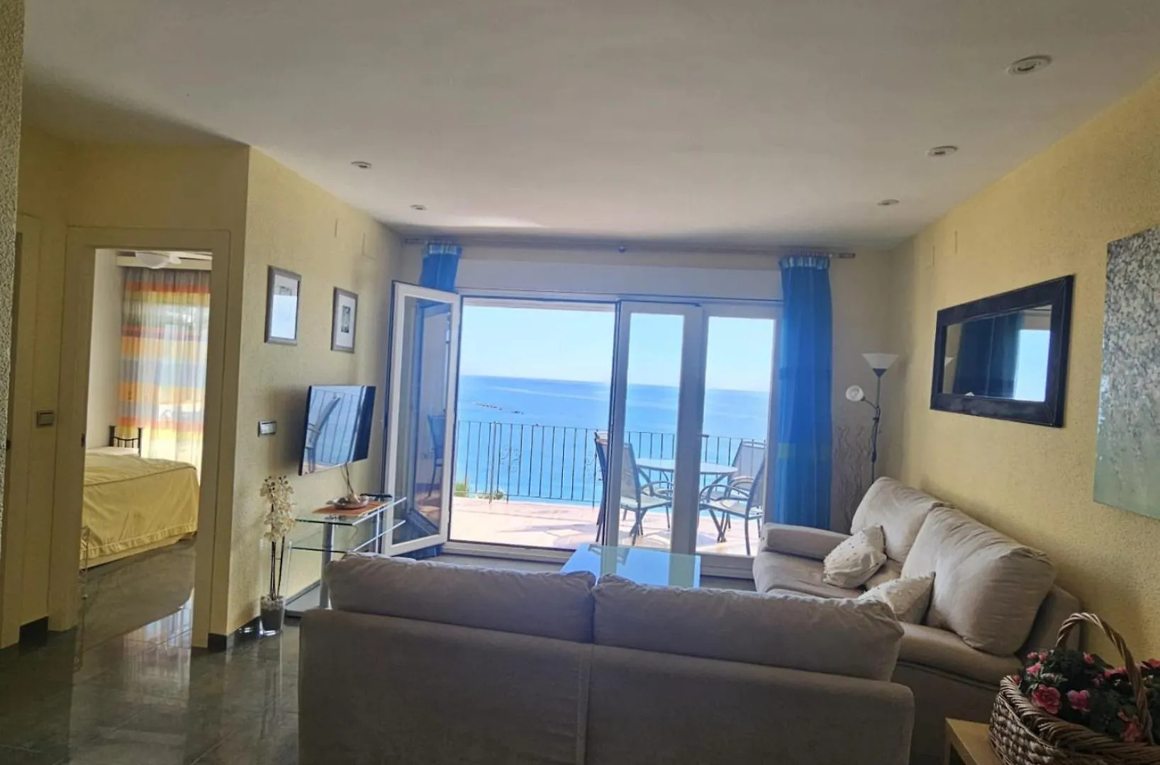 Primera Linea De Playa Espectacular, 3 Dormitorios Almuñécar Spanje